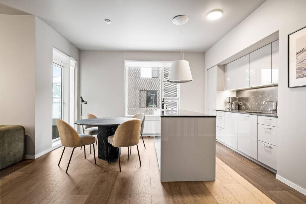 Private Lux 2Br & 2Ba City Center With Free Parking Reikiavik Exterior foto