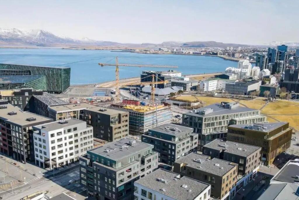 Private Lux 2Br & 2Ba City Center With Free Parking Reikiavik Exterior foto