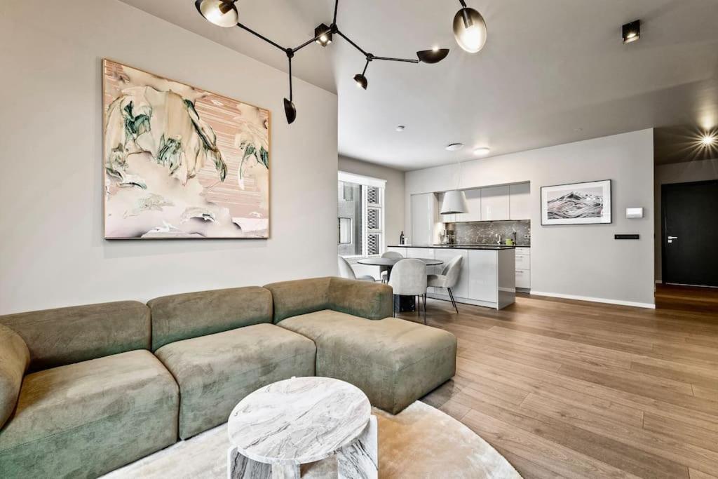 Private Lux 2Br & 2Ba City Center With Free Parking Reikiavik Exterior foto
